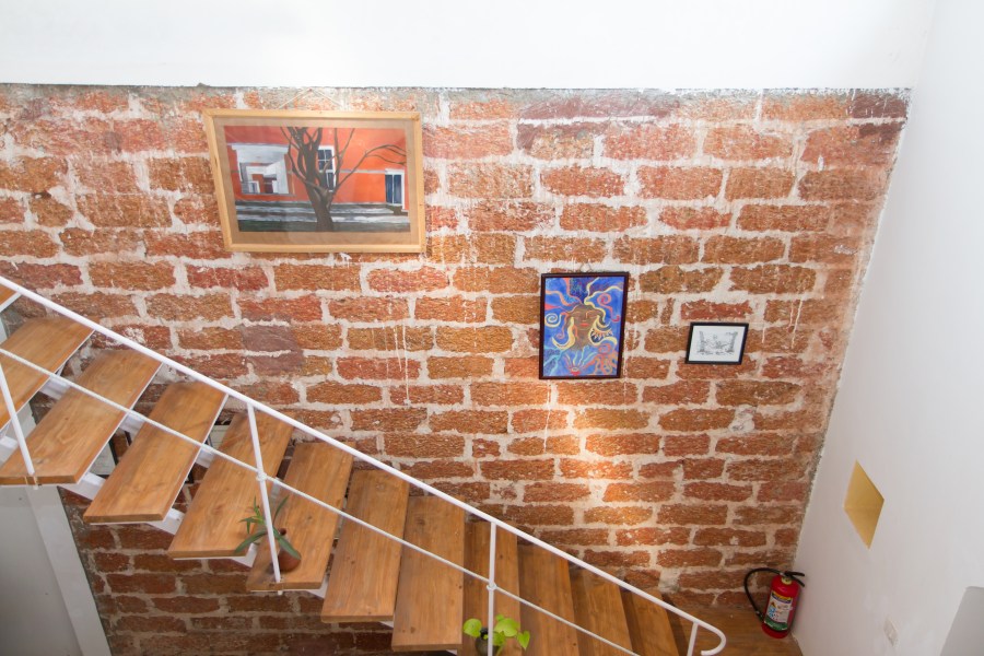 Traditional vs Modern Building Materials